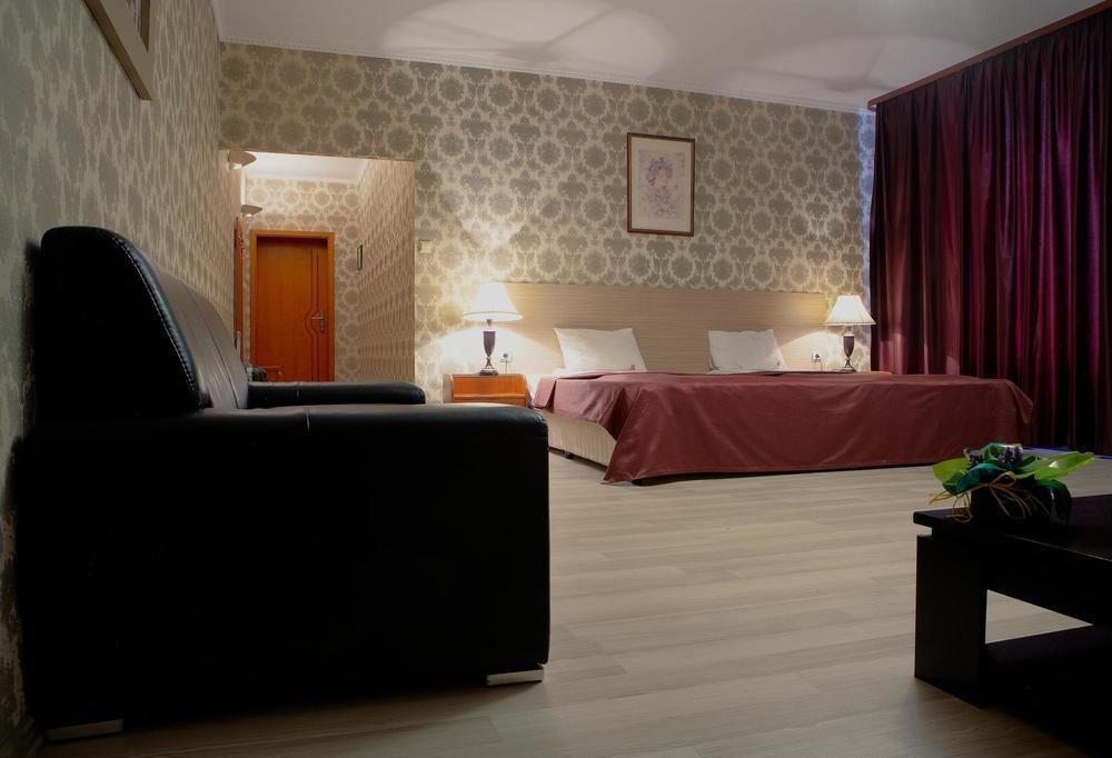 Maxim Boutique Hotel Sofia Exteriör bild