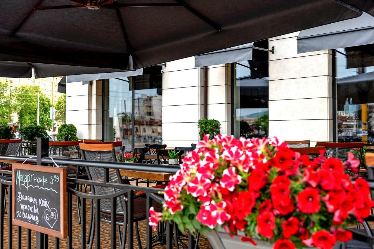 Maxim Boutique Hotel Sofia Exteriör bild