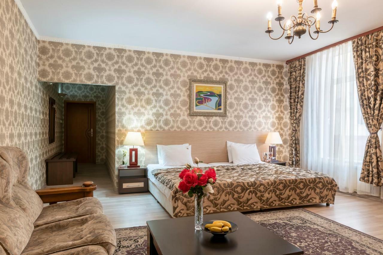 Maxim Boutique Hotel Sofia Exteriör bild